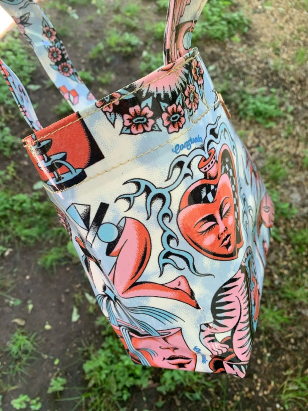 NWOT Consuela Vico Dreamy Grab N Go 
Mini Tote Bag - Picture 8 of 16